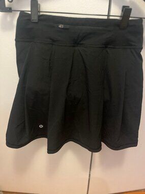 Lululemon Pace Rival Extra Long 17” Running Skirt / Skort – Black – Size 2
